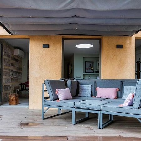 Keldomenech Bed&Art Luxury Apartment For Art Lover Besalu Exterior photo