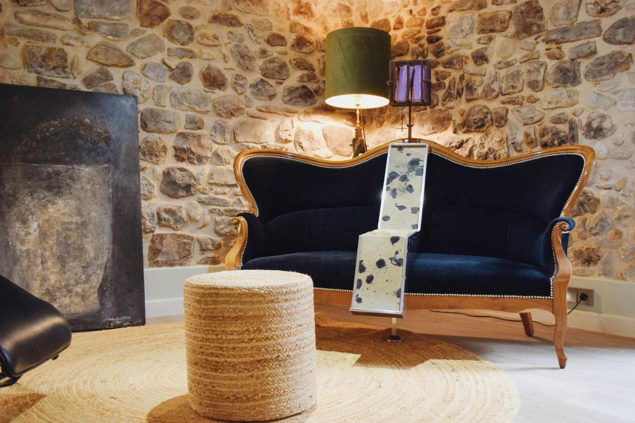 Keldomenech Bed&Art Luxury Apartment For Art Lover Besalu Exterior photo