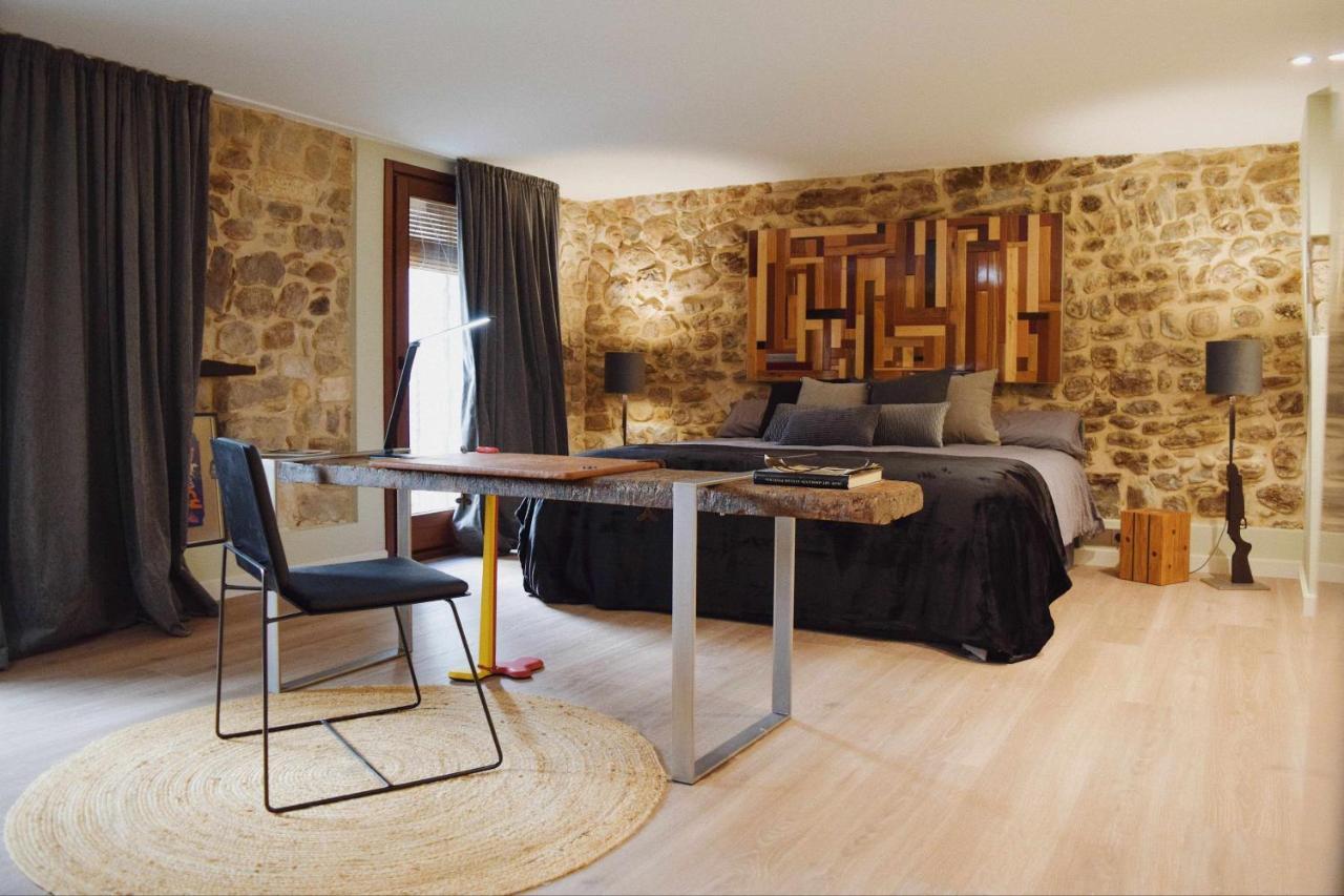 Keldomenech Bed&Art Luxury Apartment For Art Lover Besalu Exterior photo