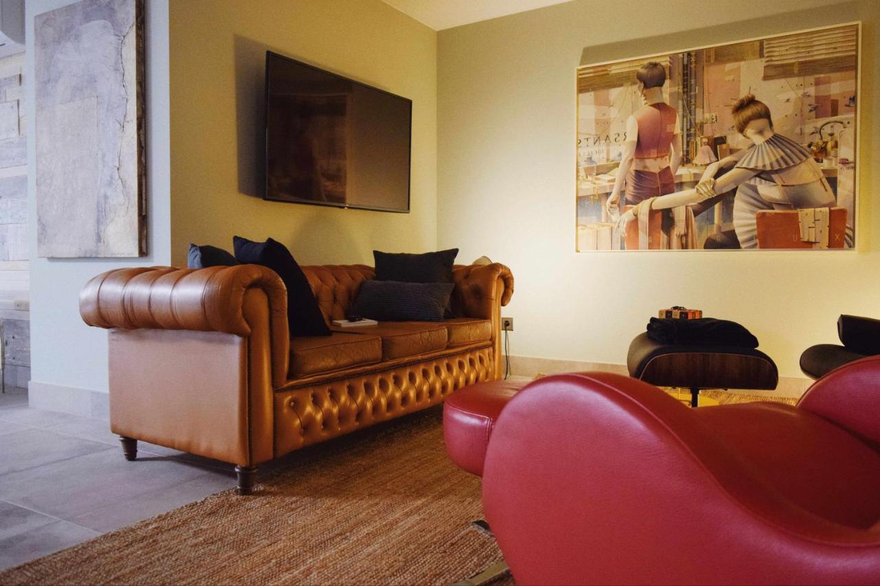 Keldomenech Bed&Art Luxury Apartment For Art Lover Besalu Exterior photo