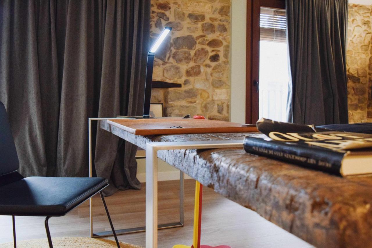 Keldomenech Bed&Art Luxury Apartment For Art Lover Besalu Exterior photo